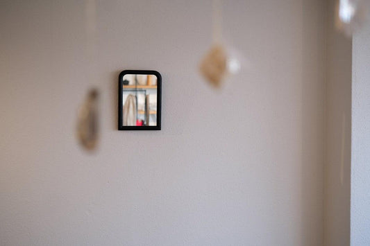 四角鏡 黒 250×348mm|三浦治