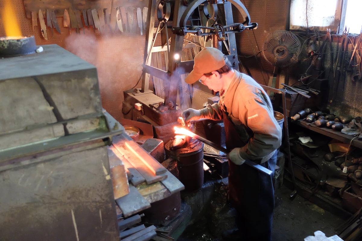 【再入荷】鍛冶職人の菜切り包丁