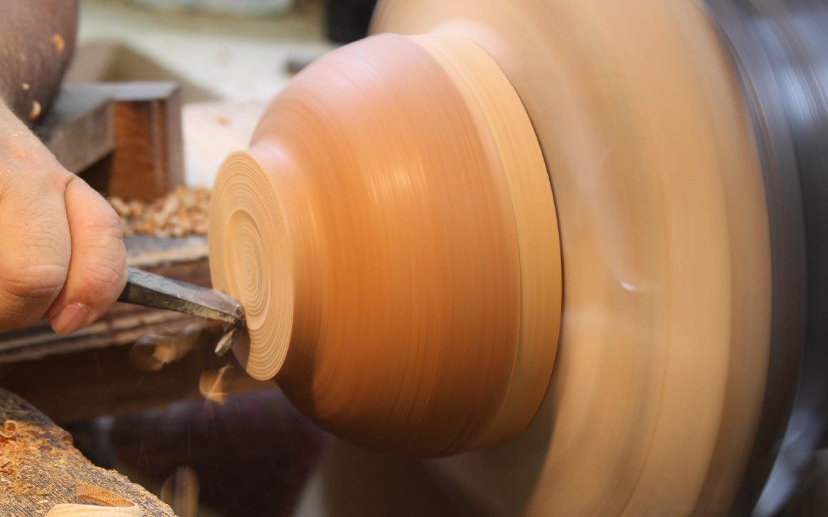 【木目選択可】ろくろ挽きの木皿 栃の木 24cm