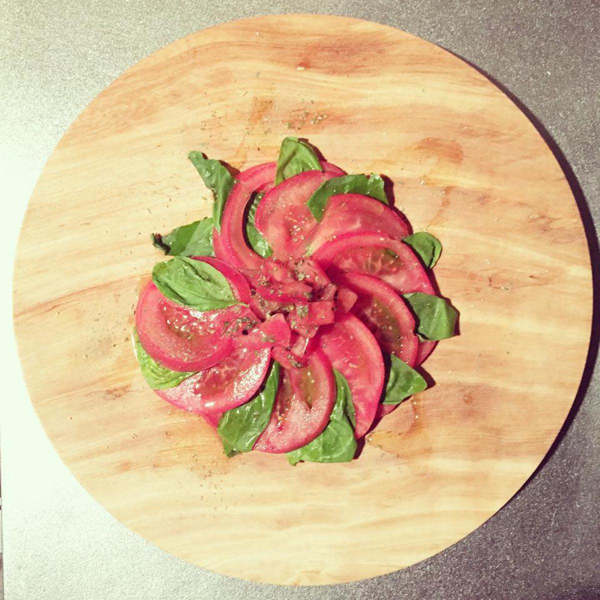 【木目選択可】ろくろ挽きの木皿 栃の木 24cm