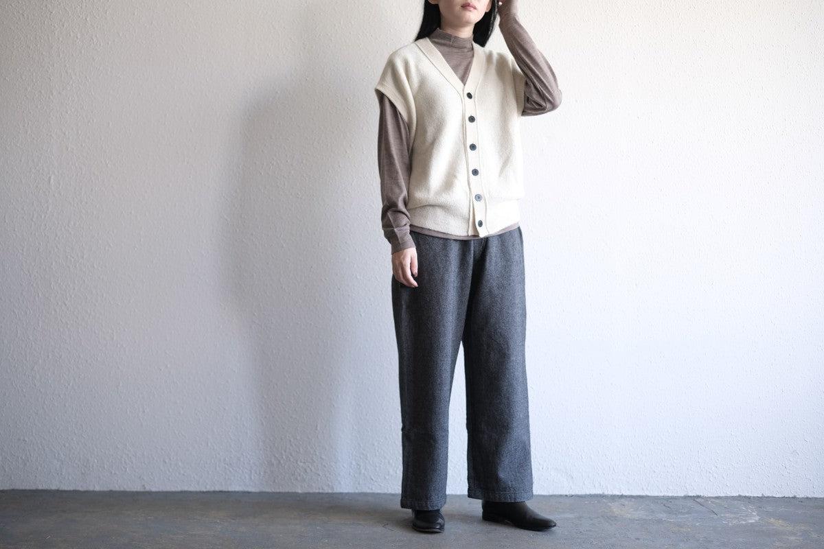 MITTAN / ベビーアルパカベスト 茶 KN-28 / unisex