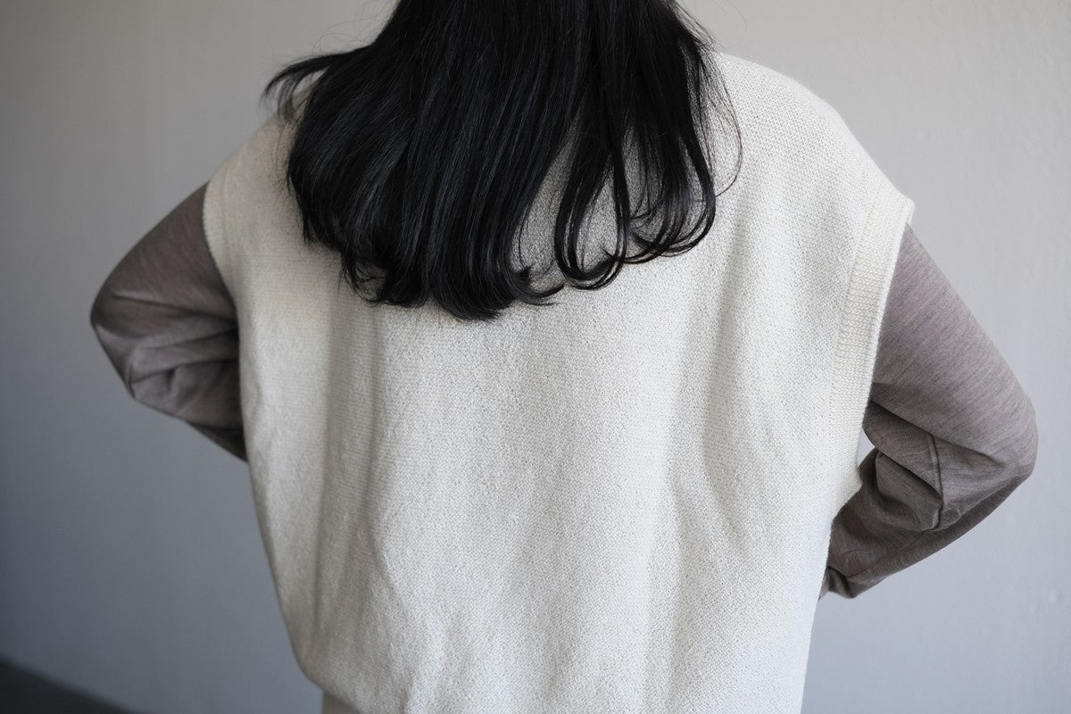 MITTAN / ベビーアルパカベスト 茶 KN-28 / unisex