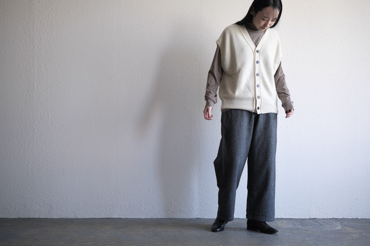 MITTAN / ベビーアルパカベスト 茶 KN-28 / unisex