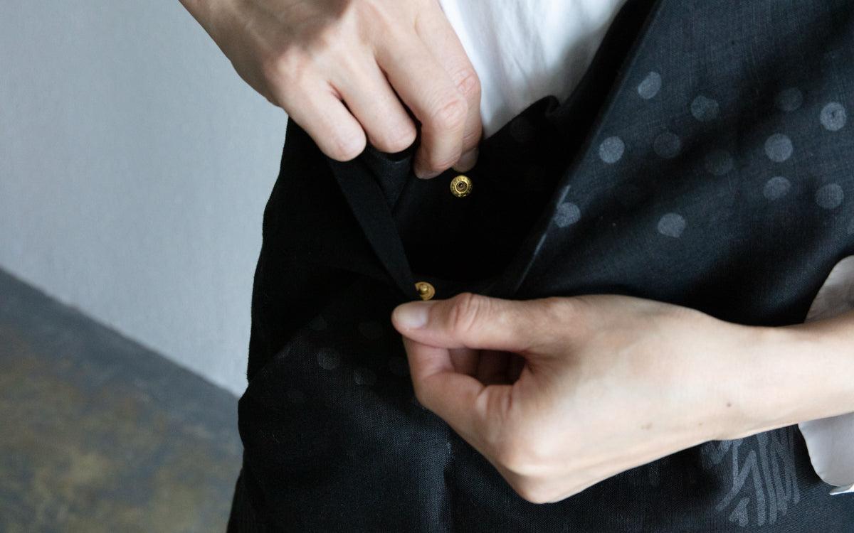 三角まとう｜silk screen textile 三丸