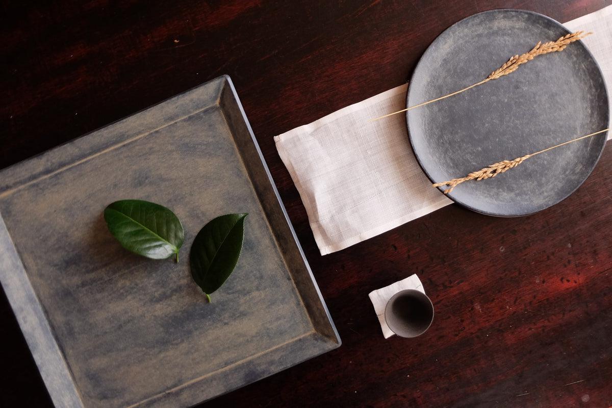 一閑張四角盆 寄竹