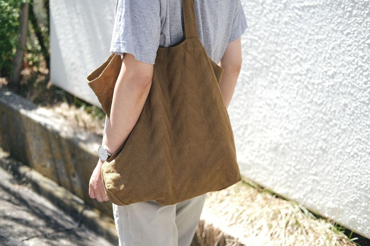 【再入荷】リネンジャガード織トートバッグ｜ヘリンボーン ライトブラウン