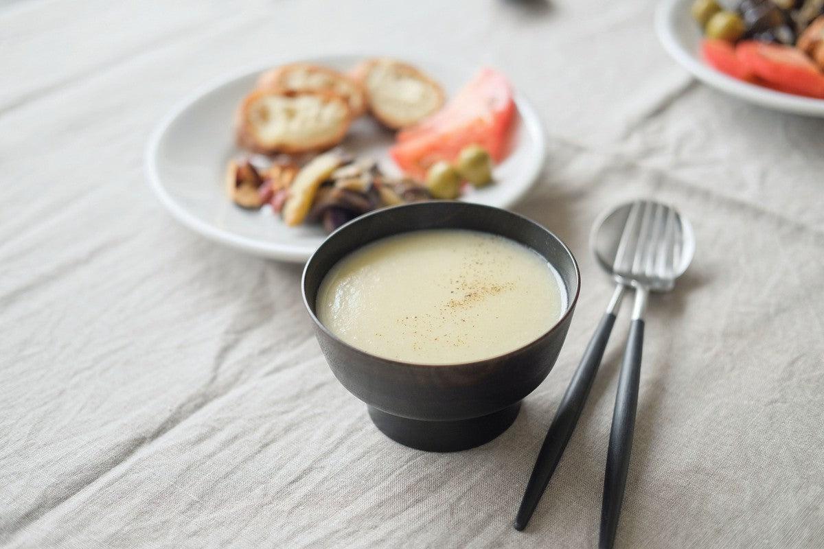 ろくろ挽きの飯椀 ミズメザクラ｜拭き漆（黒漆）