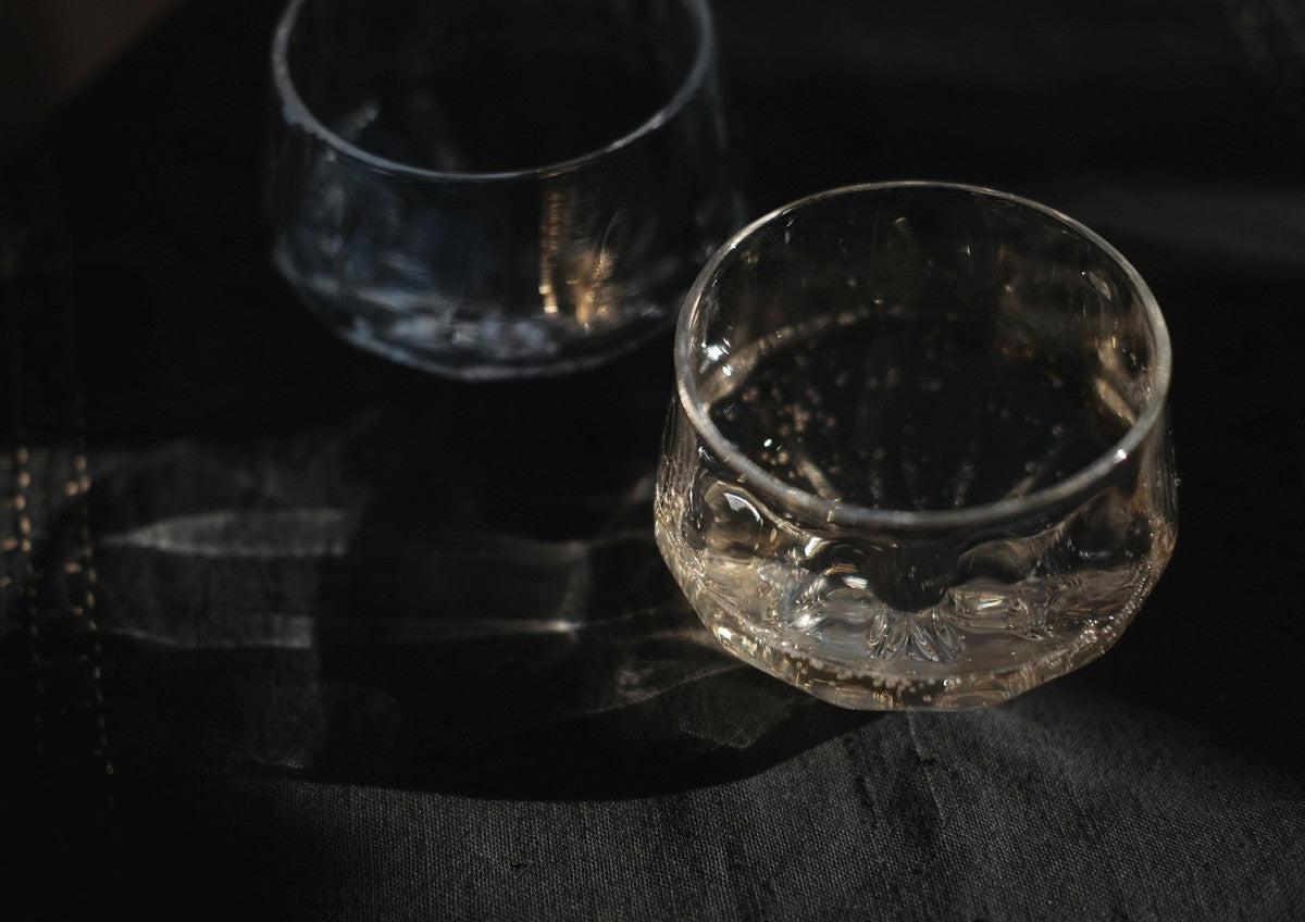 吹きガラスのグラス 六角