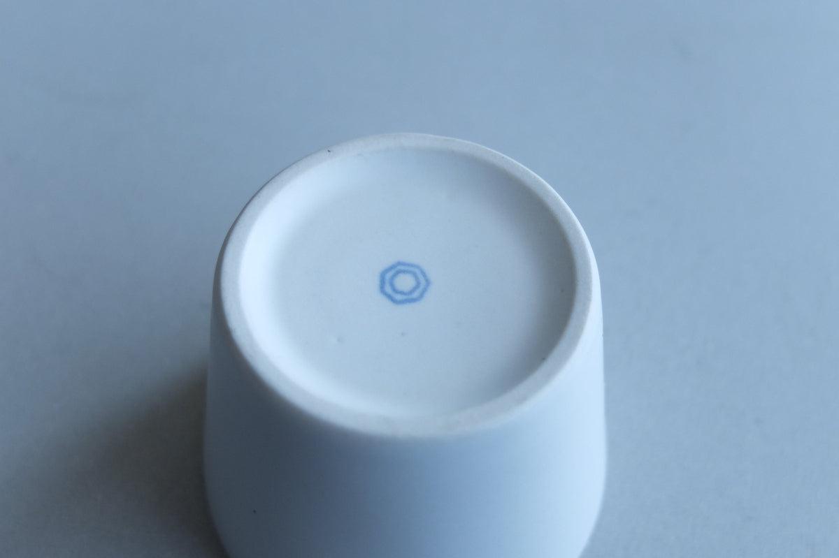 カップ 円錐台 白マット