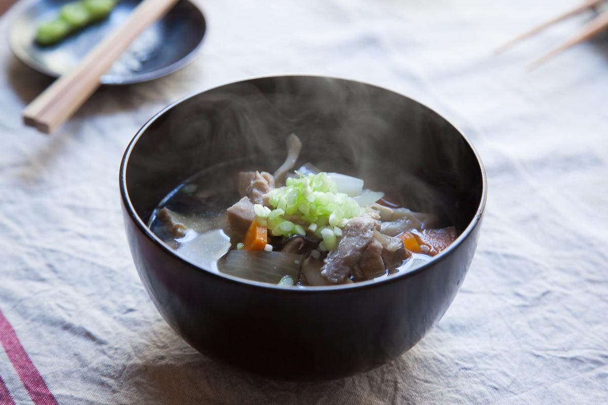 【再入荷】ろくろ挽きの欅の丼椀｜黒拭き漆