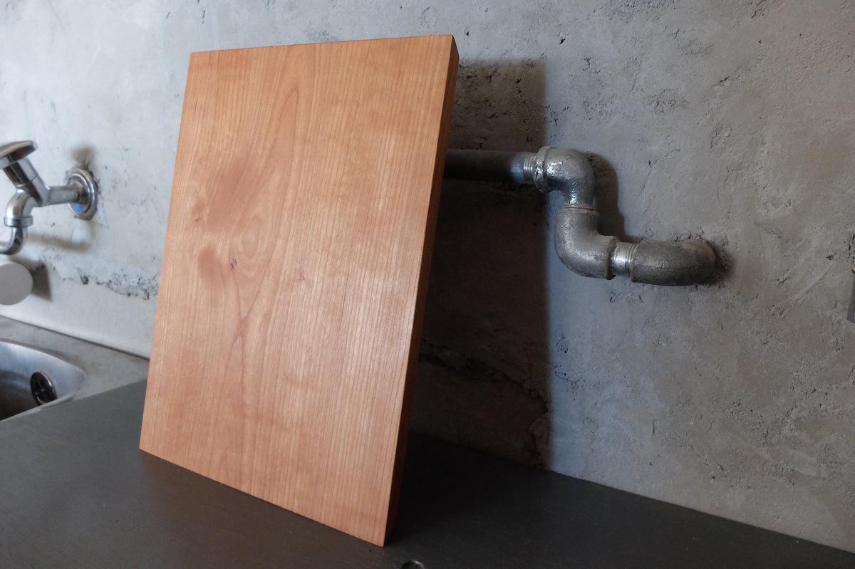 チェリーのカッティングボード 四角 大