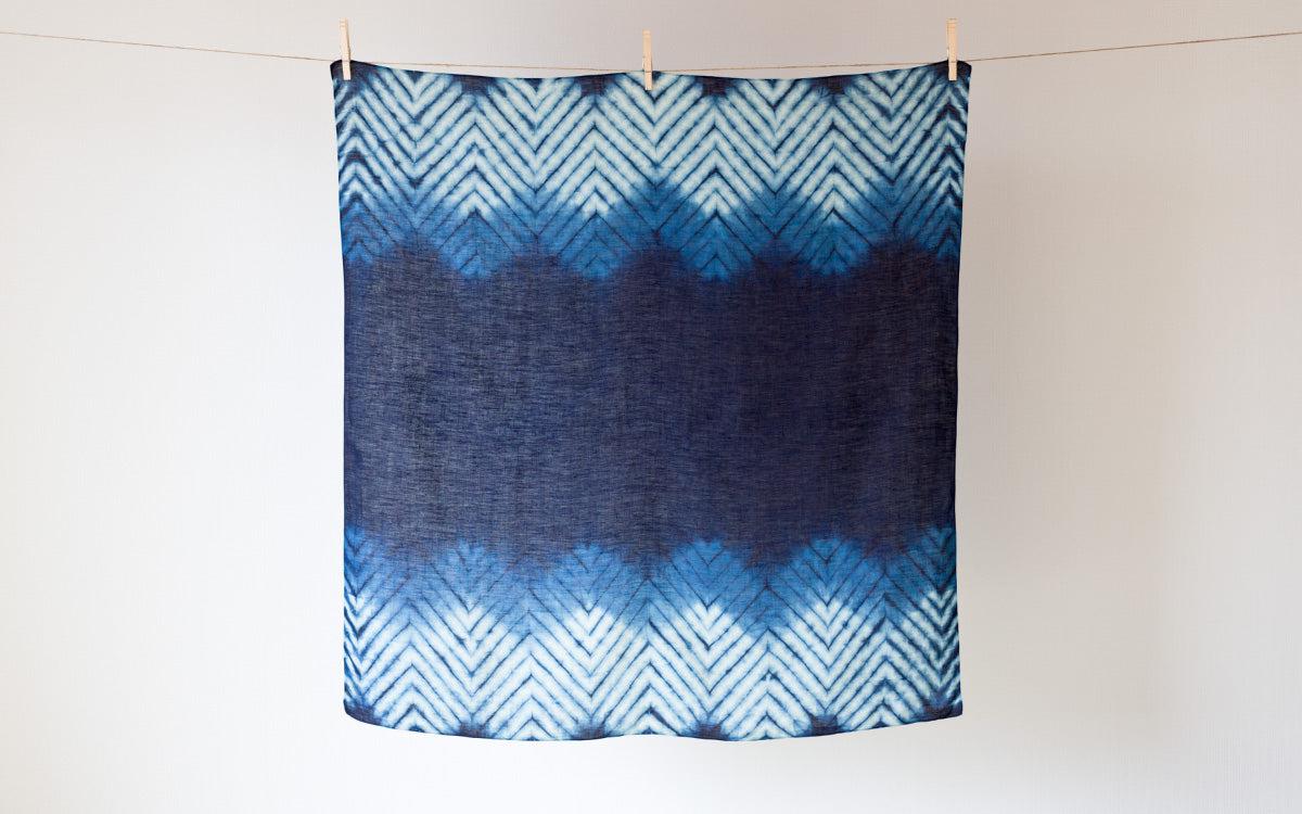 本藍染めリネン風呂敷 山路岸