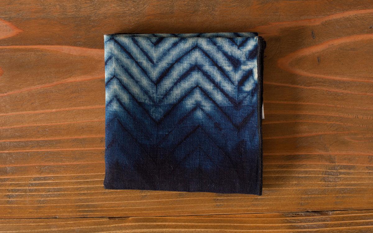 本藍染めリネンハンカチ 山路