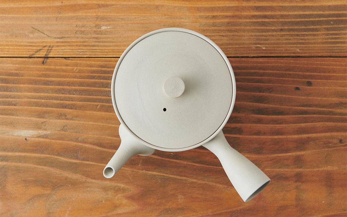 大きな急須 黒練 焼締め