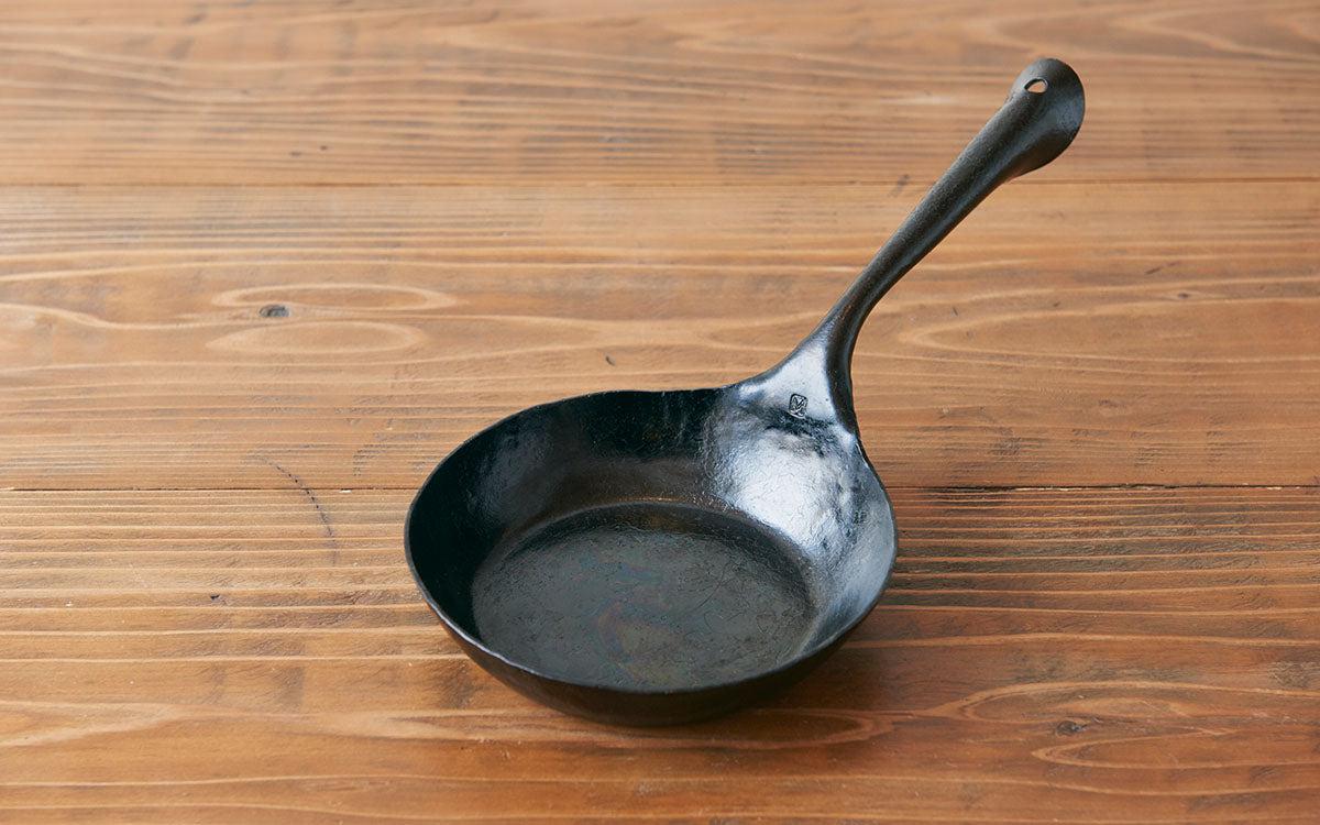 鍛冶職人の鉄のフライパン ＜6サイズ＞＜本体のみ・本体＋蓋＞