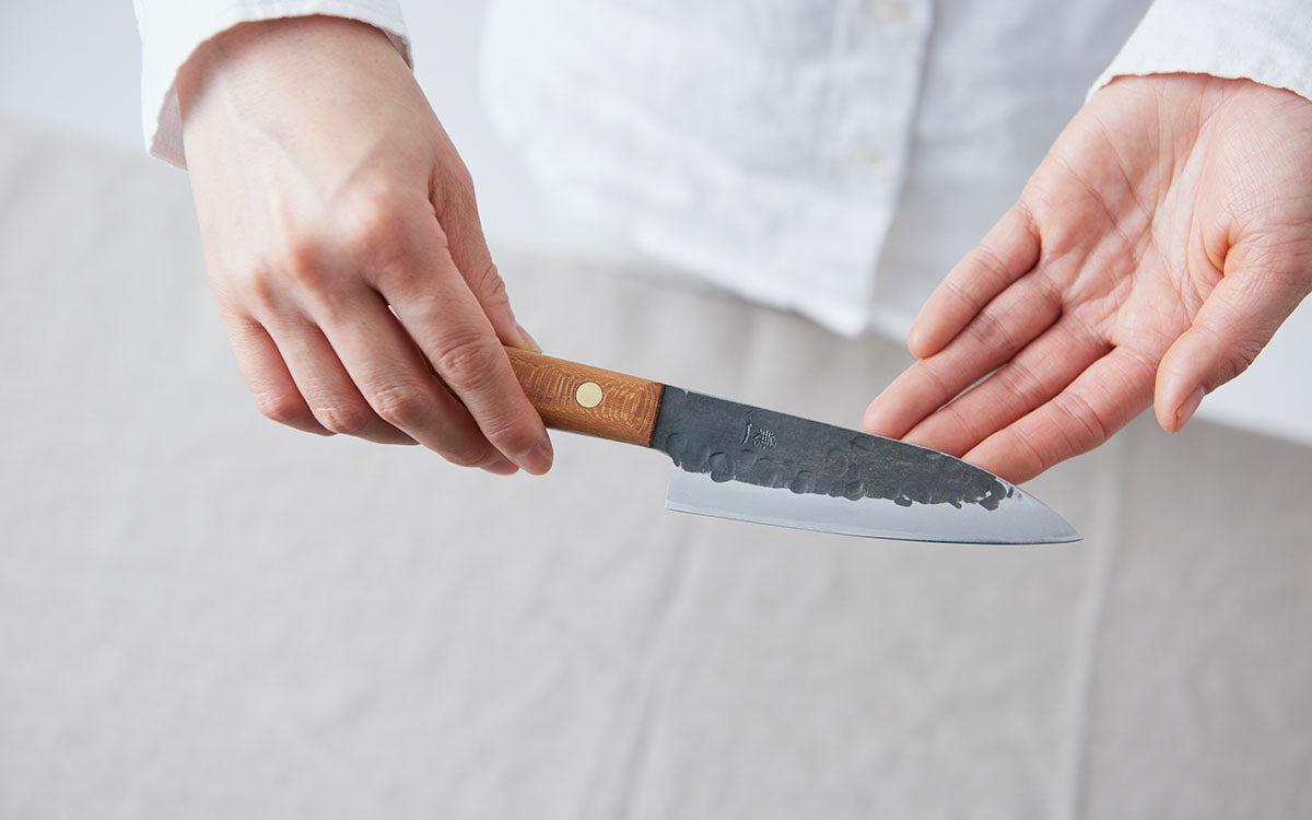 鍛治職人の小さな包丁