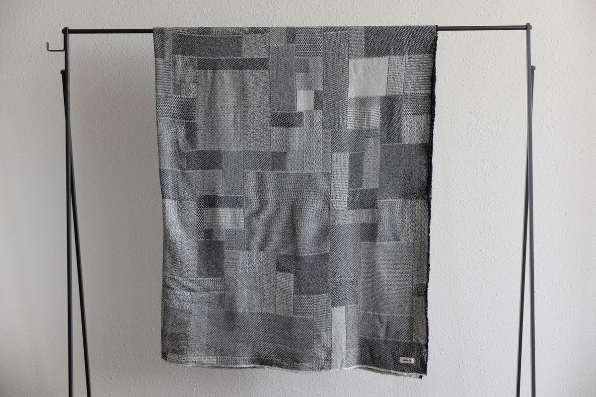 MITTAN / 絹掛け布 大 白黒 SC-46