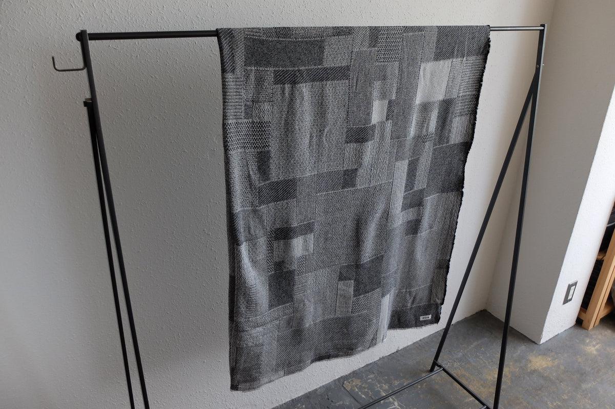 MITTAN / 絹掛け布 大 白黒 SC-46