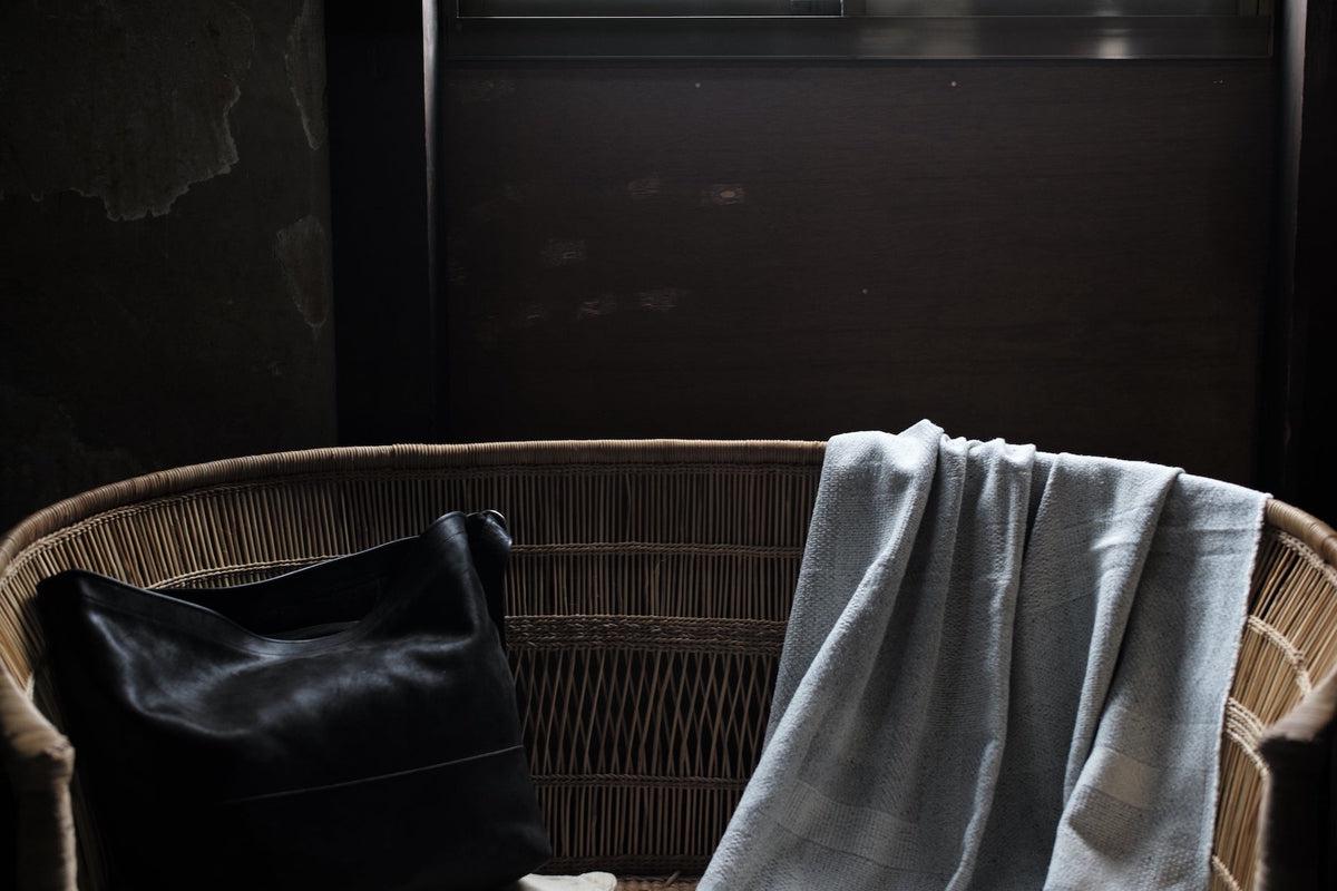 MITTAN / 絹掛け布 小 紺 SC-45