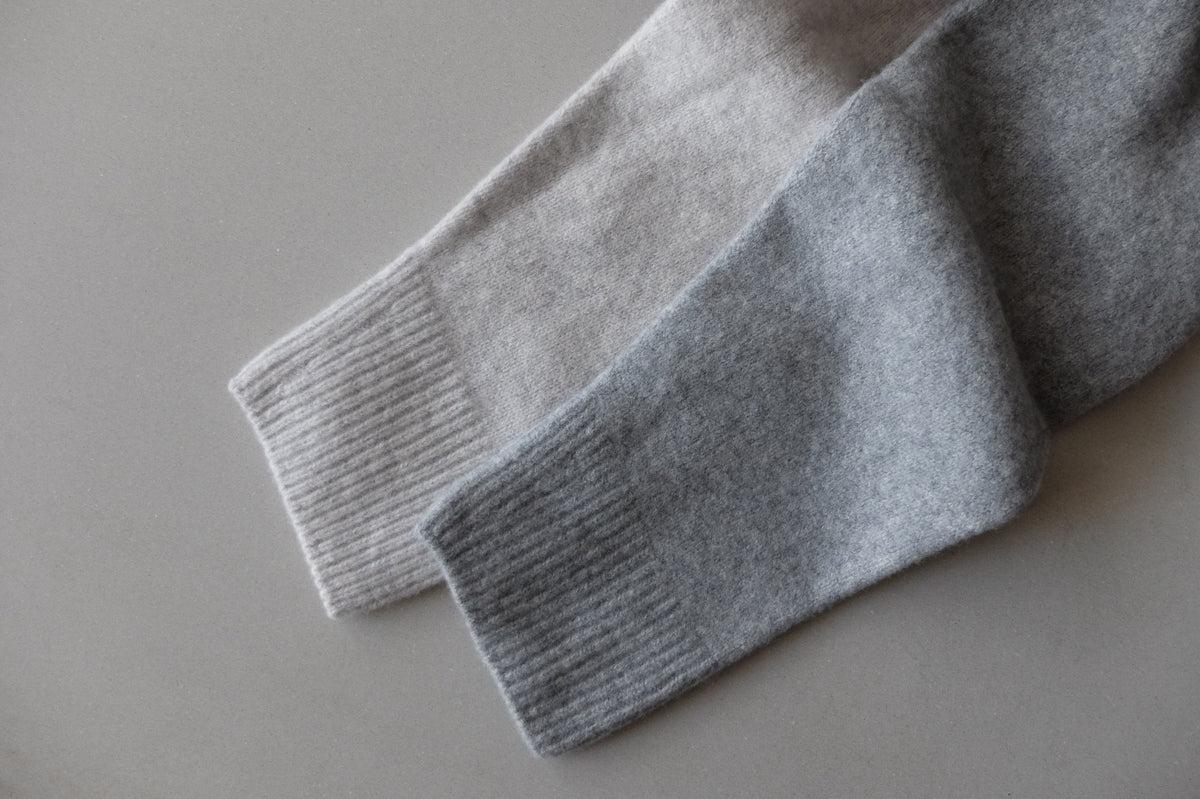 MITTAN / ウルグアイウールセーター 浅葱 KN-20 / unisex