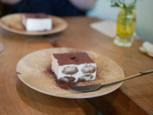 【受注製作】ろくろ挽きの木皿 栓（せん）の木 ＜5サイズ＞