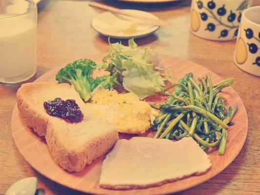 【受注製作】ろくろ挽きの木皿 栓(せん)の木 <5サイズ>