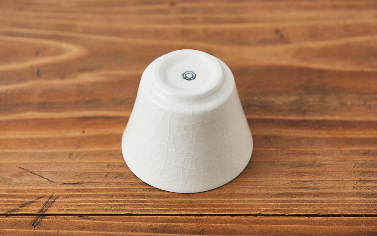 湯呑み碗 白 貫入