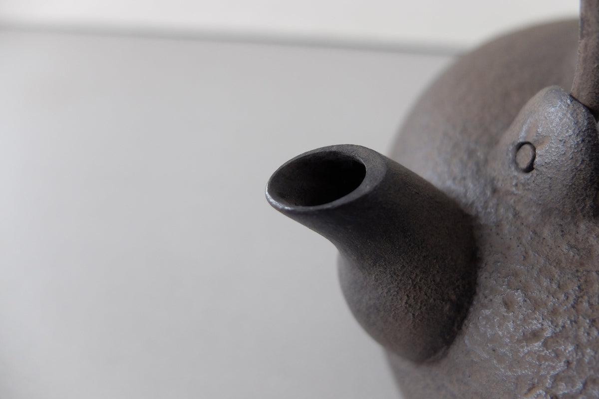 鉄瓶 古代平丸 1.5L