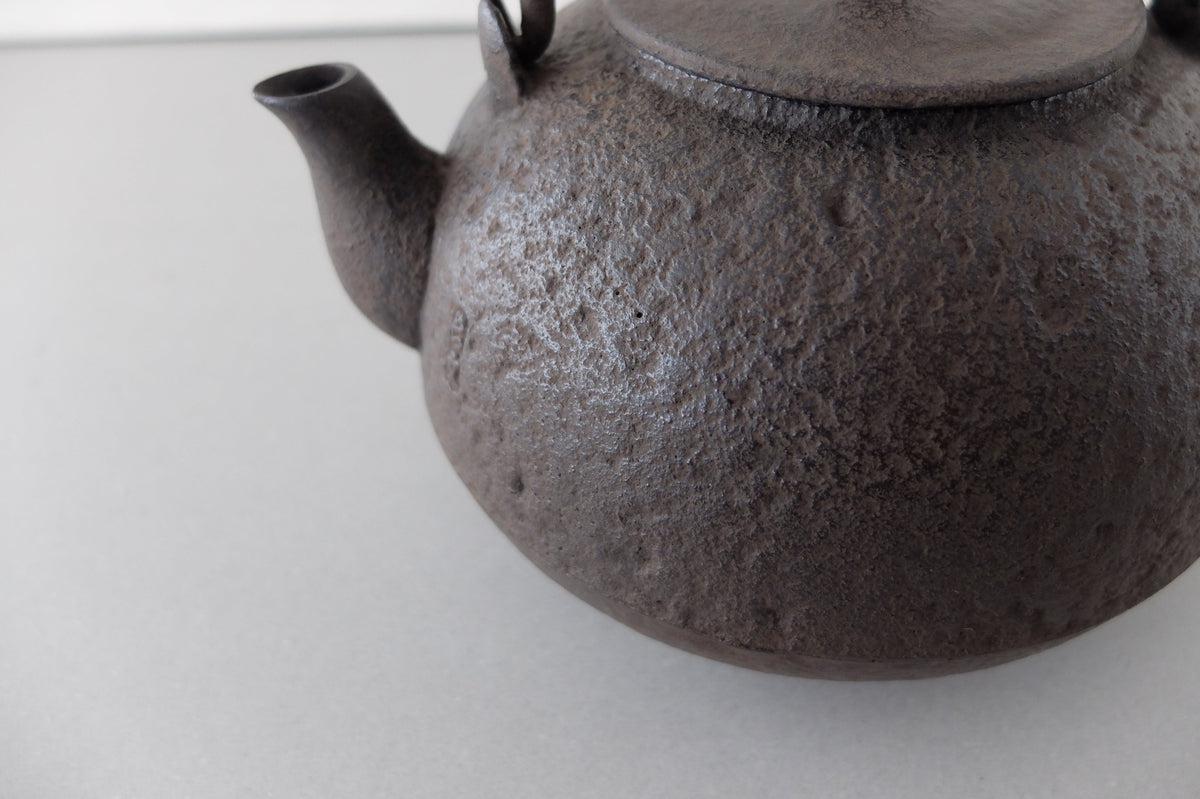 鉄瓶 平丸無地 1.0L