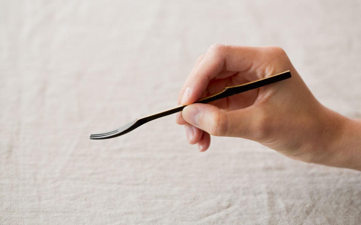 小さな竹のフォーク 拭き漆 黒漆
