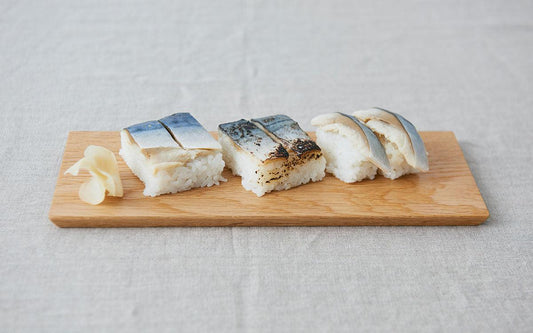 楢の木のプレート（中）