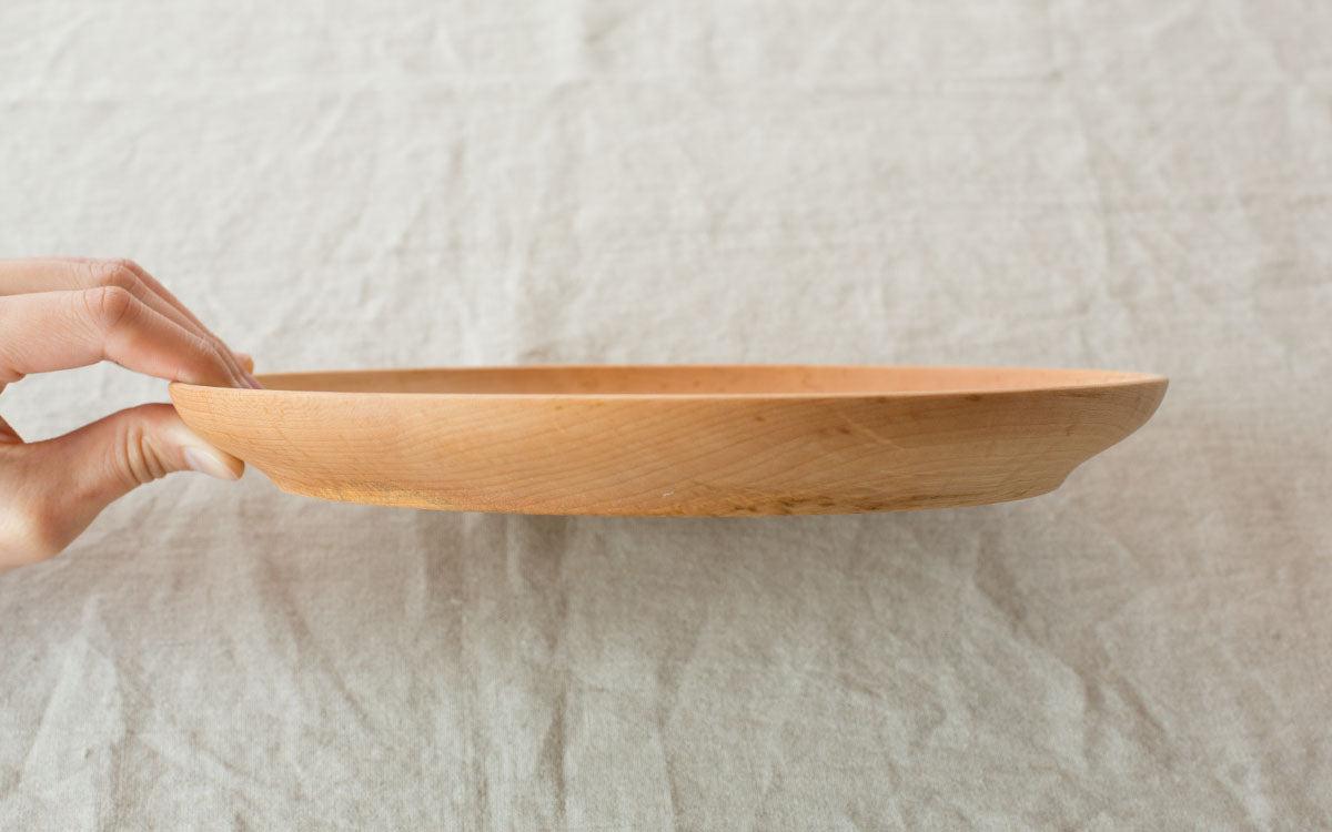 朝食の時間を愉しむ木のプレート 栃 24cm
