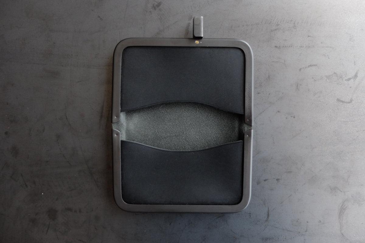 card case ＜牛革黒染＞