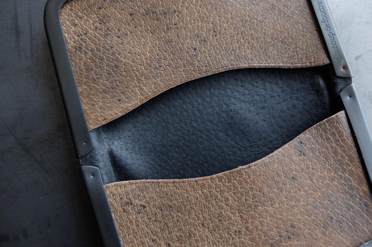 card case ＜猪革墨染＞