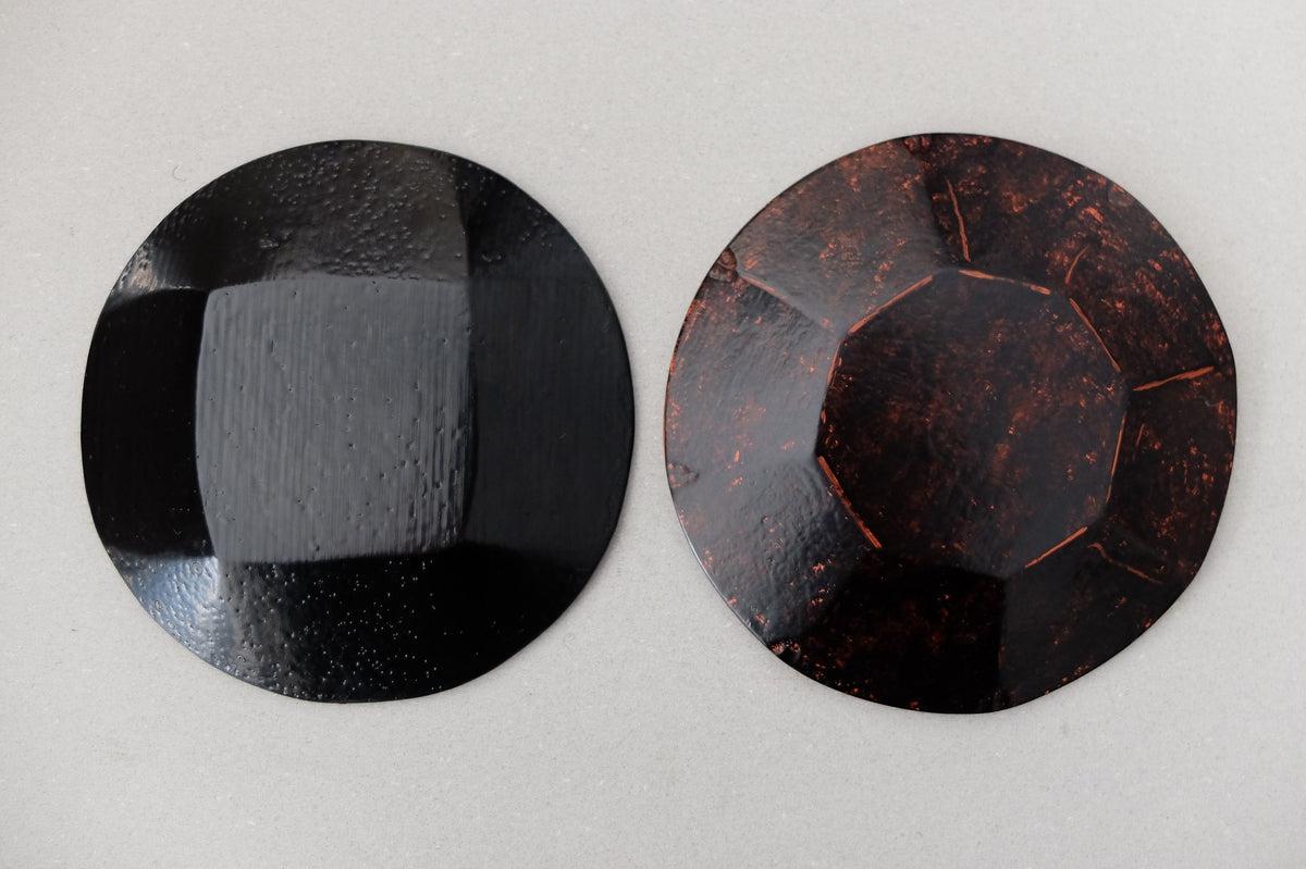 ハツリ小皿 チェリー｜漆塗り 黒×朱