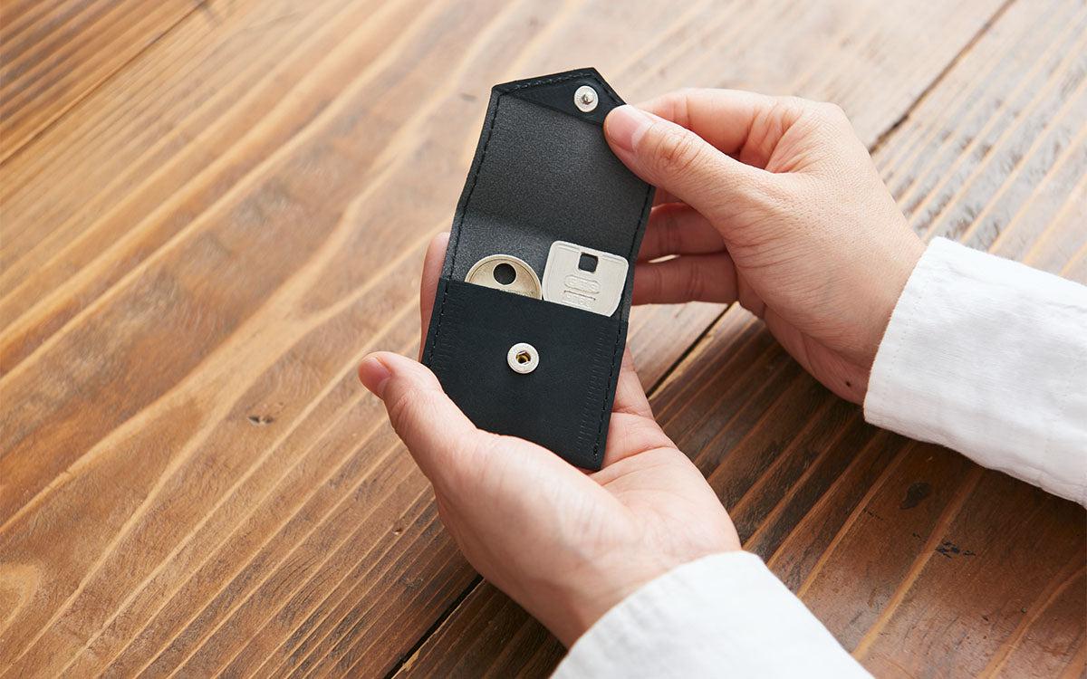 ミニマムレザーケース XS