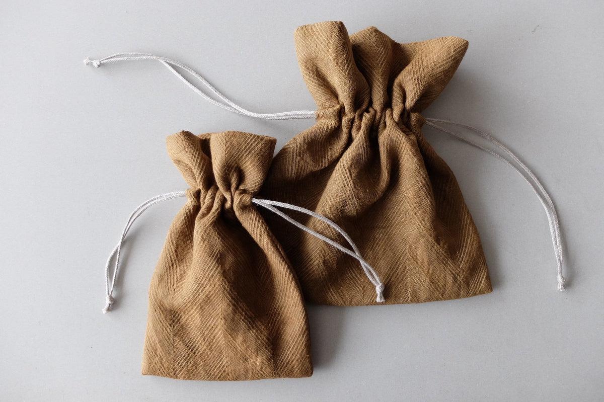 リネンヘリンボーン 巾着袋 L｜ライトブラウン