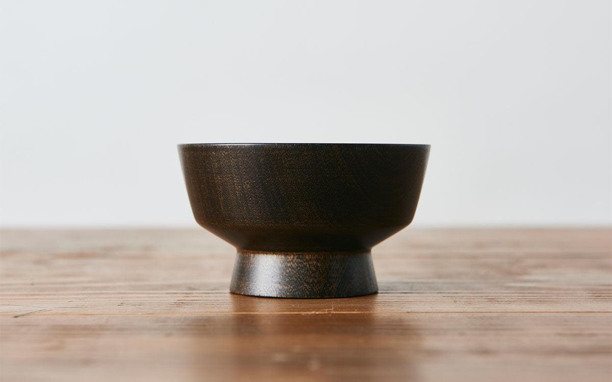 ろくろ挽きの飯椀 ミズメザクラ｜拭き漆（黒漆）