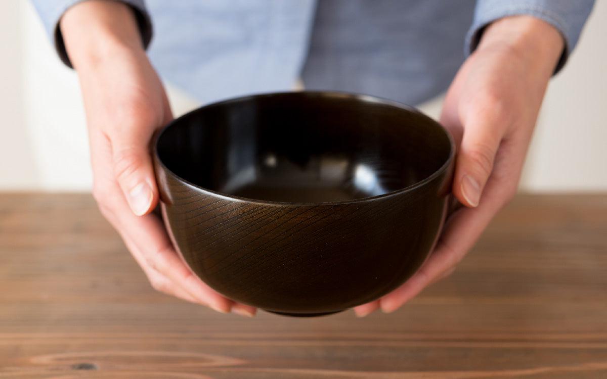 【再入荷】ろくろ挽きの欅の丼椀｜黒拭き漆